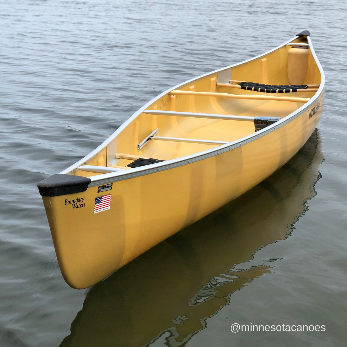 BOUNDARY WATERS (17' 0") Aramid Ultralight Tandem Wenonah Canoe Minnesota Canoes