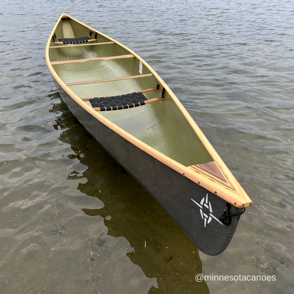 B 17 (17' 0") IXP w/Wood Trim Tandem Northstar Canoe