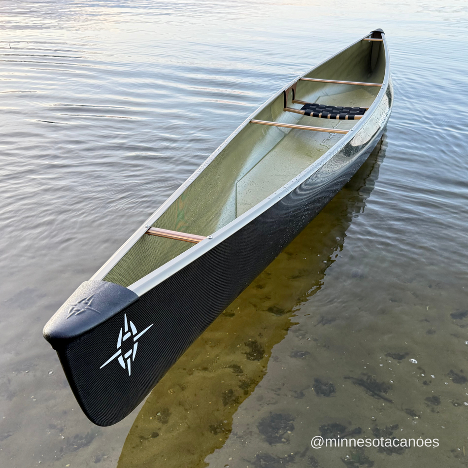 MAGIC (16' 0") BlackLite Walnut w/Aluminum Trim Solo Northstar Canoe