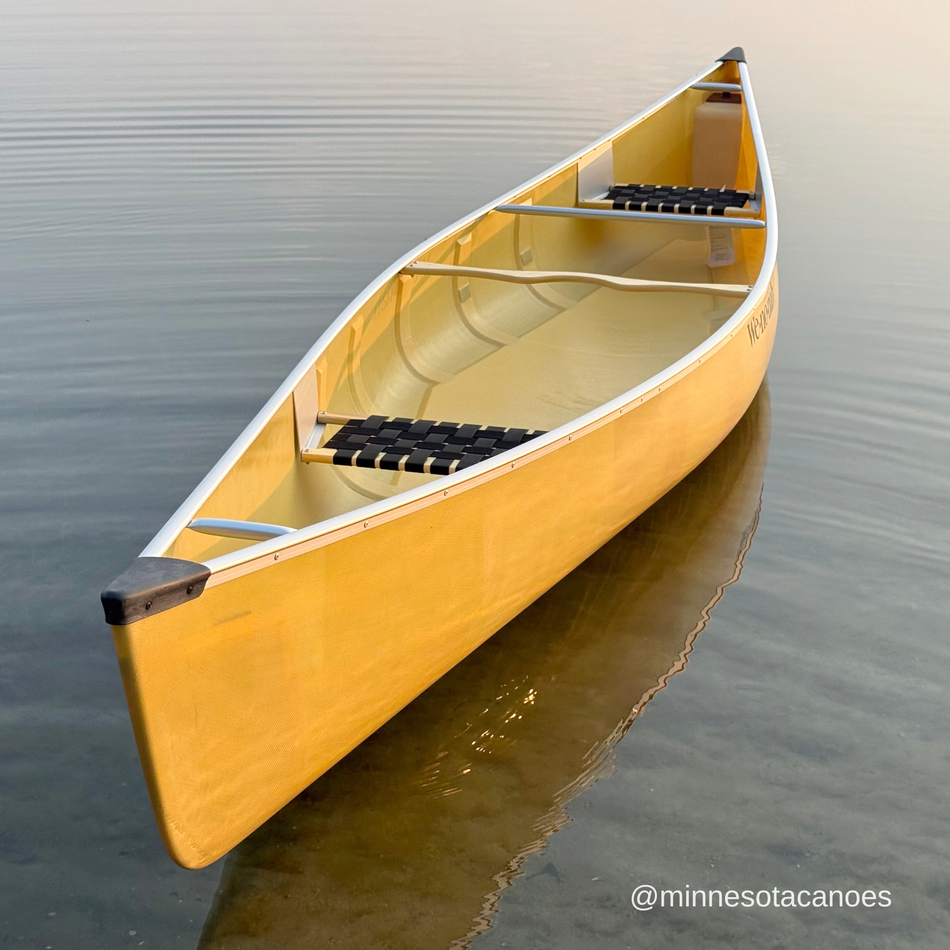 AURORA (16' 0") Aramid Ultra-light w/Silver Trim Tandem Wenonah Canoe