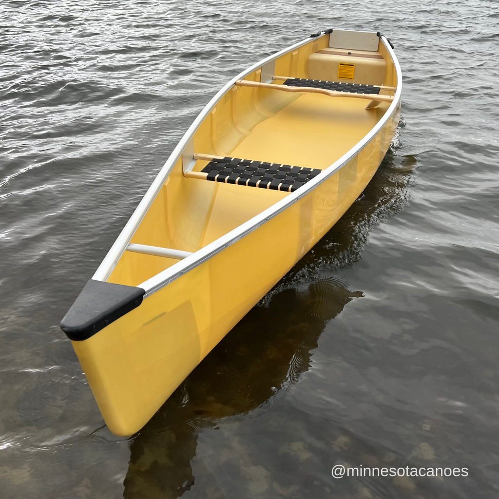 BACKWATER 13 (13' 6") Aramid Ultra-light w/Silver VersiGunwale Trim Tandem Wenonah Canoe