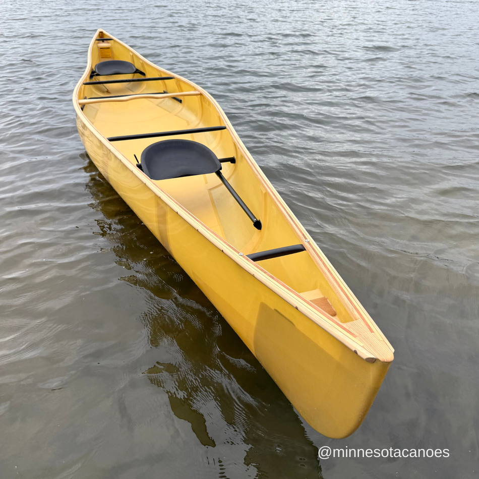 ITASCA (19' 0") Aramid Ultra-light w/Wood Gunwales and Black Aluminum Supports Tandem Wenonah Canoe
