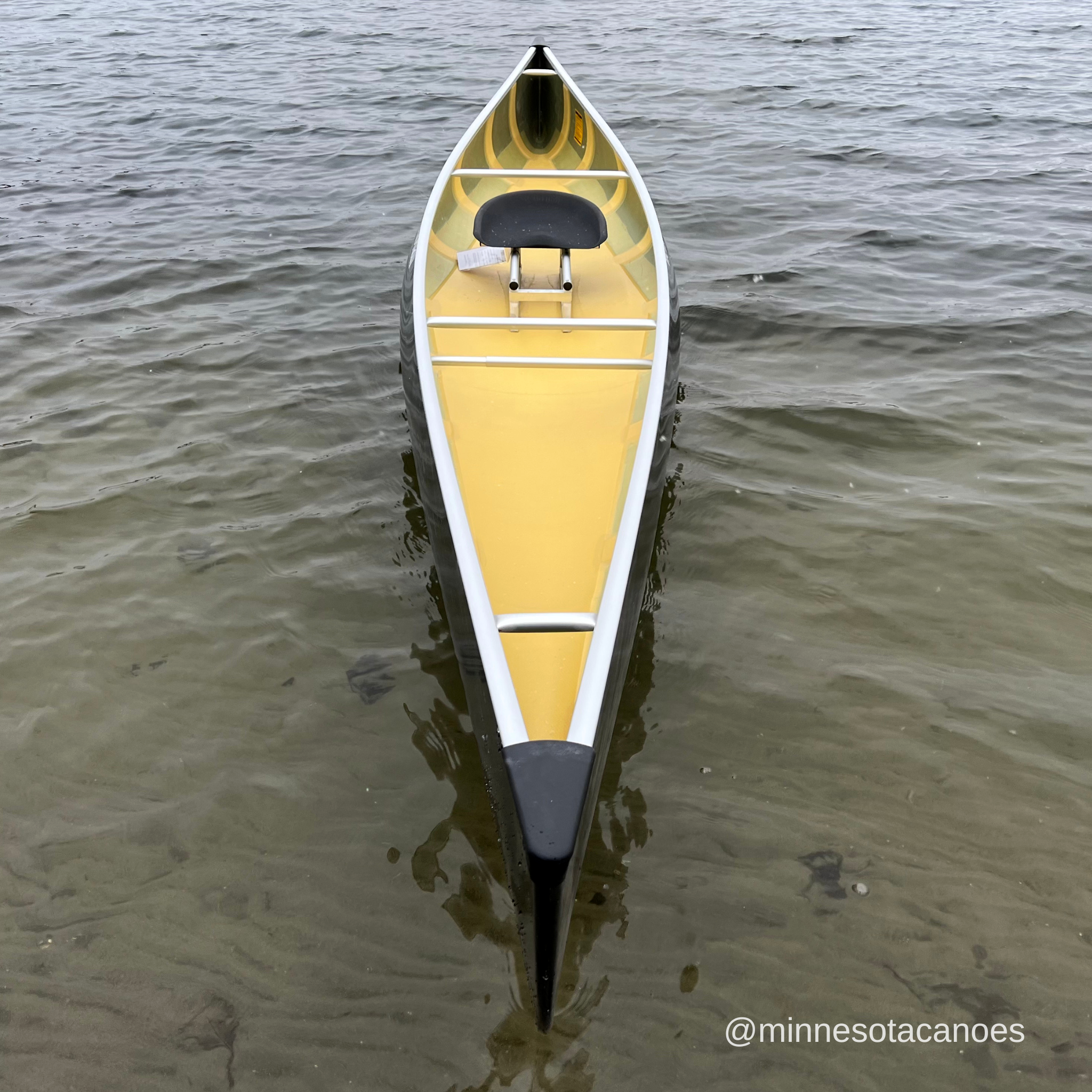 PRISM (16' 6") Graphite Ultra-light w/Silver VersiGunwale Trim Solo Wenonah Canoe