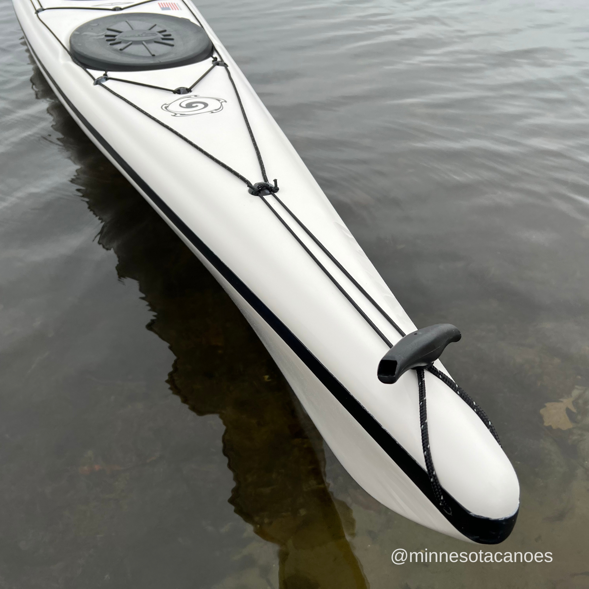 udvide Afståelse komfort PRANA (17' 0") White and Black Color Danish Style Current Designs Kaya –  Minnesota Canoes