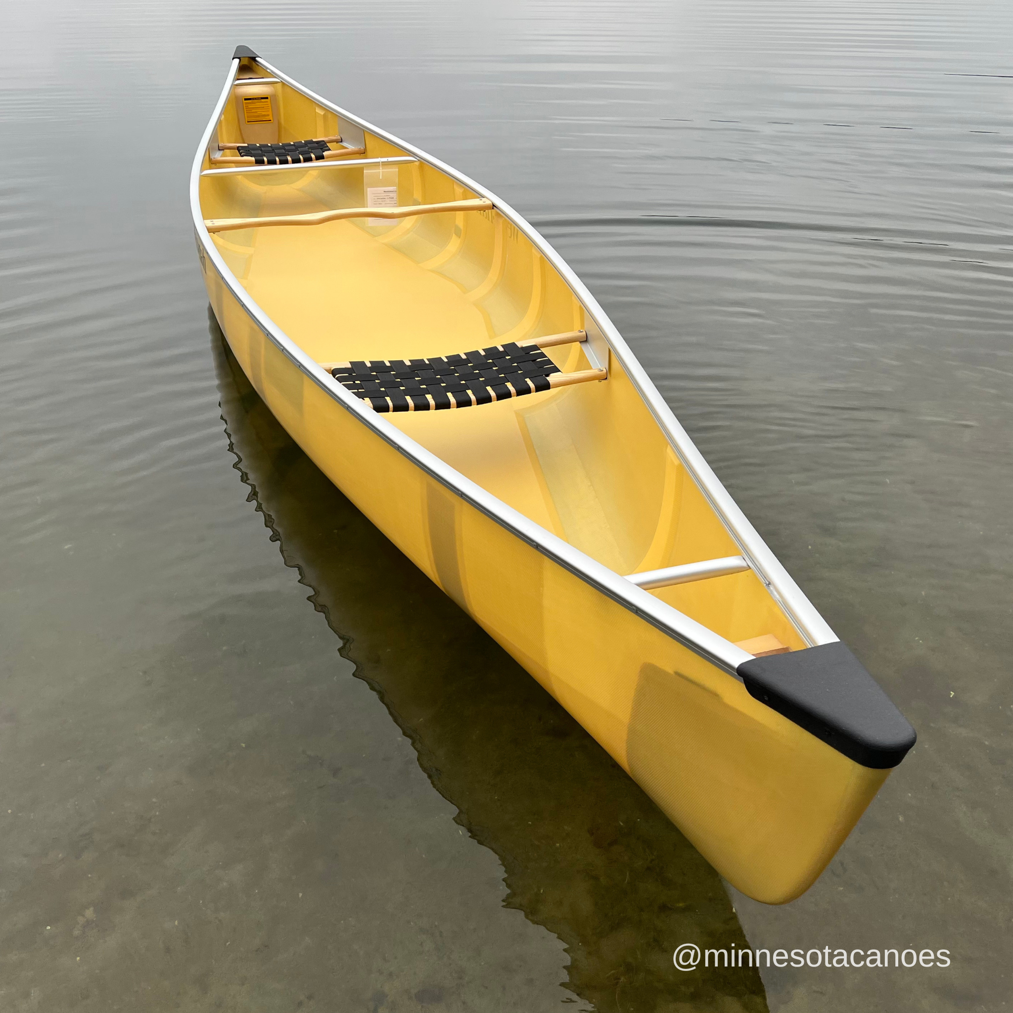 BOUNDARY WATERS (17' 0") Aramid Ultra-light w/VersiGunwale Tandem Wenonah Canoe