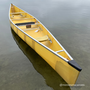 MINNESOTA II (18' 6") Aramid Ultra-light Tandem Wenonah Canoe with 3 Seats
