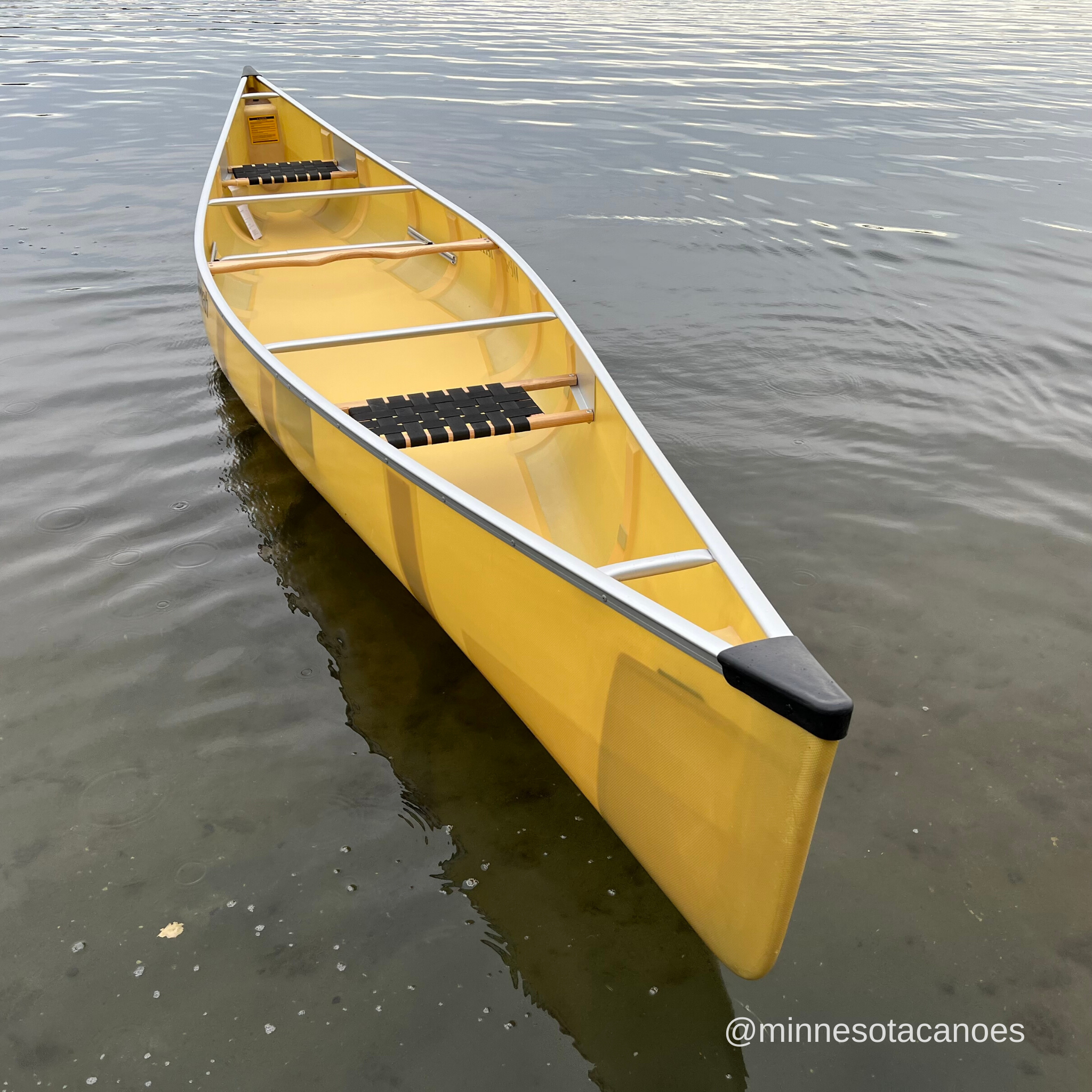 SPIRIT II (17' 0") Aramid Ultra-light w/Silver Trim Tandem Wenonah Canoe
