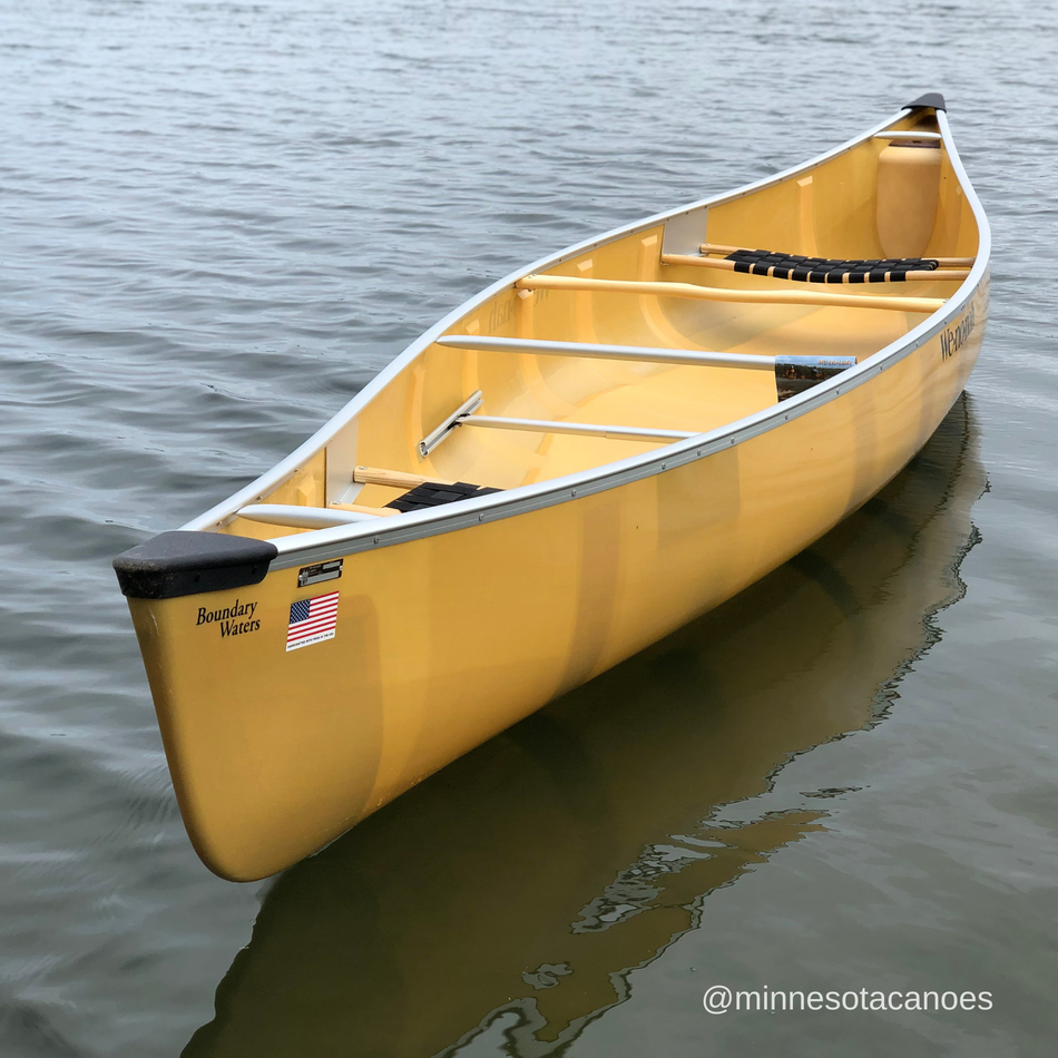 BOUNDARY WATERS (17' 0") Aramid Ultra-light Tandem Wenonah Canoe