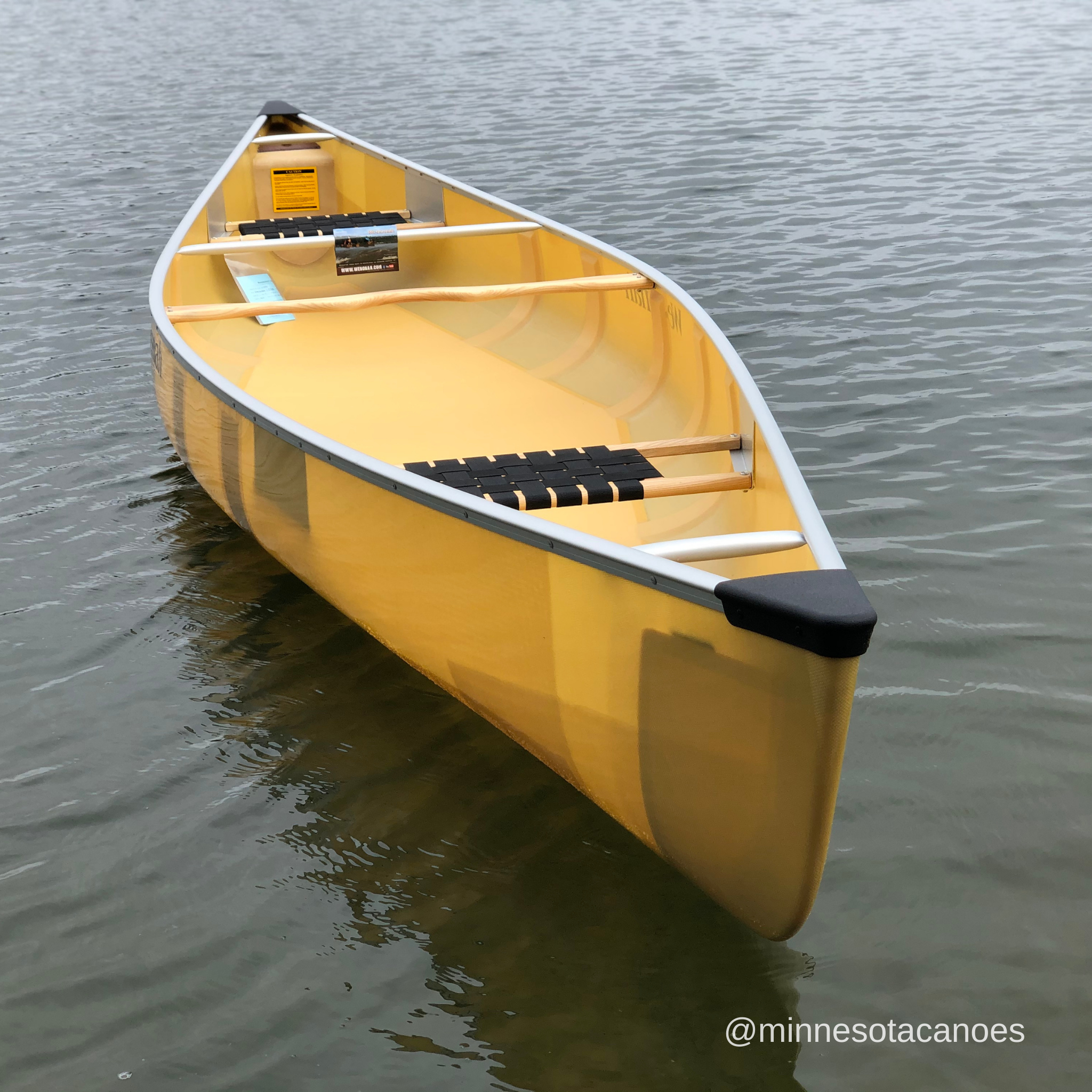 KINGFISHER (16' 0") Aramid Ultra-light Tandem Wenonah Canoe